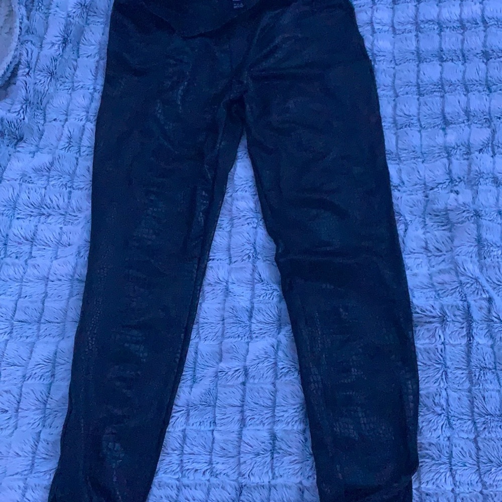 Dressy leggings